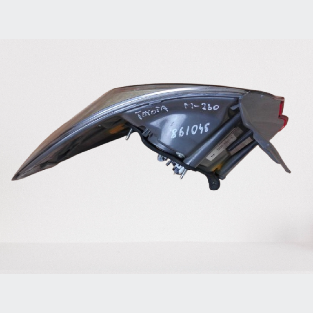 Toyota Corolla Grande Genuine Tail Light Assembly (Left/Right) – 2017 - 2025